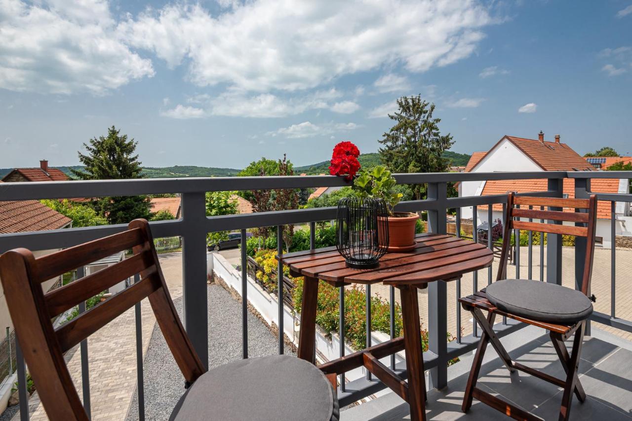 Appartamento Papoula Vendeghaz Tihany Esterno foto
